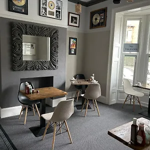 The Woodszz Guest house